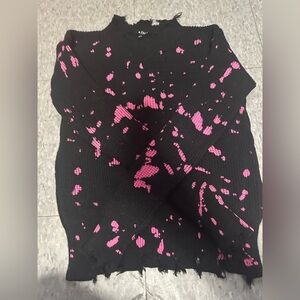 Black and Pink Women's Crew Neck Sweater